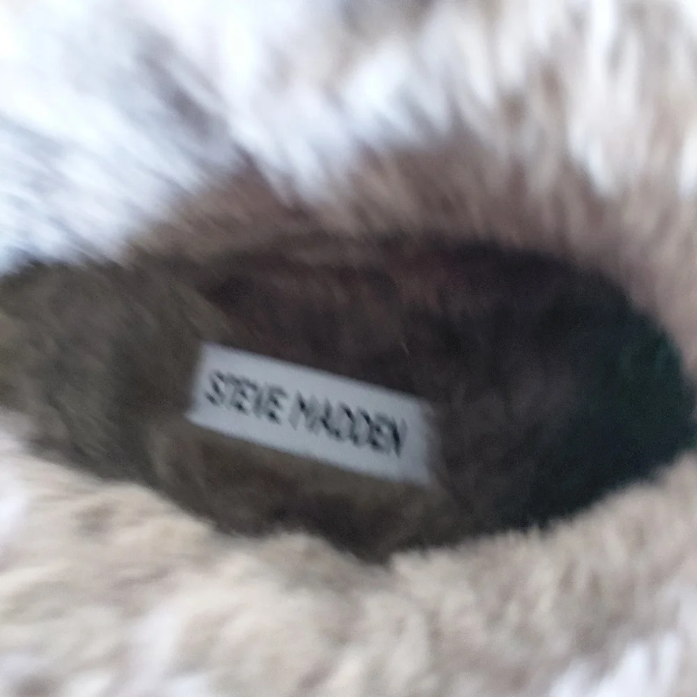 NWOB Steve Madden Cabin Taup Real Fur Upper Faux Fur Lining Booties - Picture 14 of 15